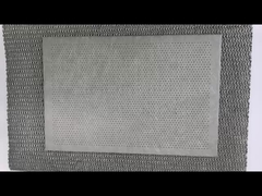 Metalowe elementy spalinowe dla urządzeń emitujących podczerwień